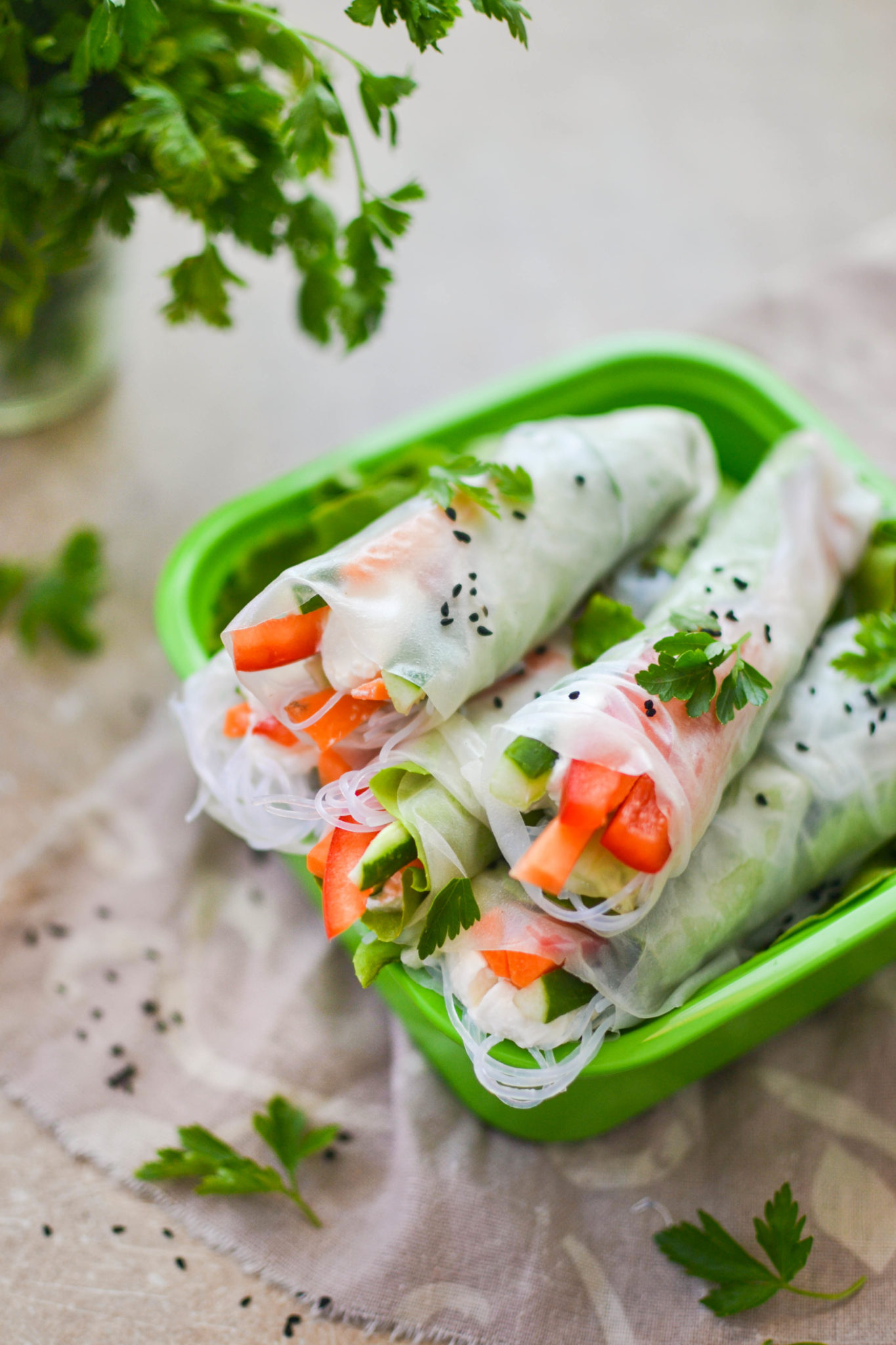Spring rolls z&nbsp;serkiem